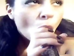 Fabulous brown skin girl on webcam feeling horny with a dildo