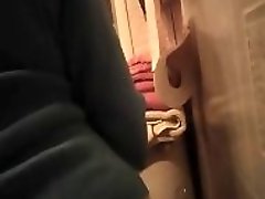 Versteckte Cam of Aunts Arschloch auf der Toilette