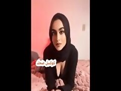 german Gag D Muslim In Nipple Clamps And Hijab