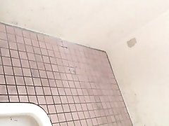 Japan babe urinating in toilet