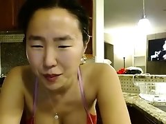 This large amateur cam girl has some very big boobs