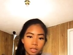 Rosie from Periscope private chat