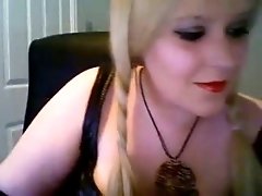 Super hot webcam model with charming eyes looks hot while smoking
