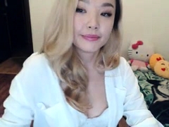 Hot Amateur Girl Masturbate On Webcam
