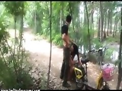 Outdoor Chinese live sex
