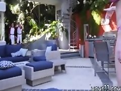 Milf fucking hidden cam Baseball Practice Turns Into A Wild Threesome