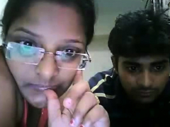 Amateur Indian Desi Masturbation On Webcam