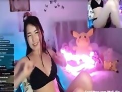 CAMULTRAS - Sexy asian girl Mali_Sin nude live stream