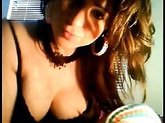 Busty webcam seductress knows what really gets my dick hard