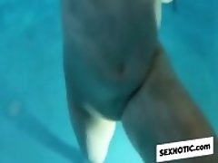 good slut filmed in pool with gopro