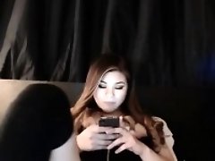 Sexy blonde slut on webcam masturbating her wet cunt with vi