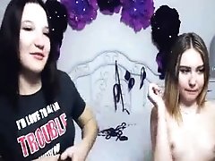 Hot Teen Duo Fucking Pussy On Cam