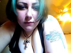 Amateur BBW masturbating on webcam
