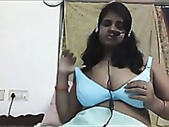 Huge breasted webcam Indian nympho plays with her melons