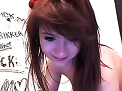 really nice hot girlfriend with nice body on webcam