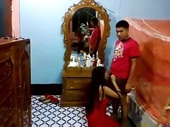 Horny man gets blowjob from his frsh new wife on cam