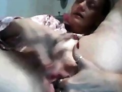mature german rubs your pussy in cam