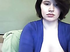 Short haired super busty amateur sinful webcam posed topless