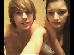 Armenian girl with Russian boyfriend fuck on webcam