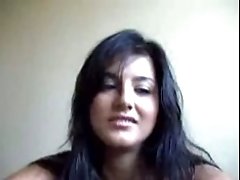 Dark haired webcam slut performs steamy solo on camera