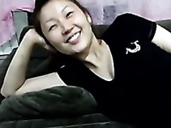 Cute amateur Asian GF of my buddy flashed her nice flat belly