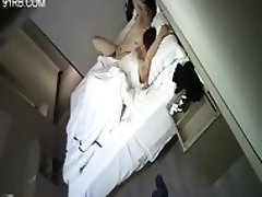 Hotel camera cracking-middle-aged couple sex