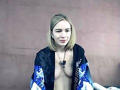 Webcam busty blonde stripped covered by oil anal masturbate