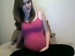Pregnant slutty webcam brunette used dildo to stimulate her cunt