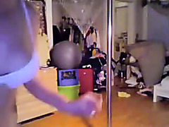 Busty webcam babe dances on a pole