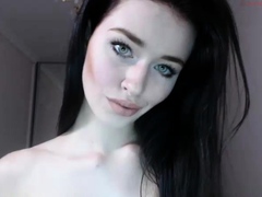 Amateur Webcam Teen Masturbates And Teases