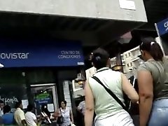 Woman with huge juicy butt gets caught on my hidden cam in the street