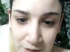 Namorada mamando e fodendo em live com seu parceiro