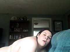 Latin bbw plays her fat pussy live webcam