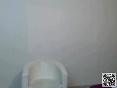 Big Ass Girl On Webcam Shaking Ass For Fans